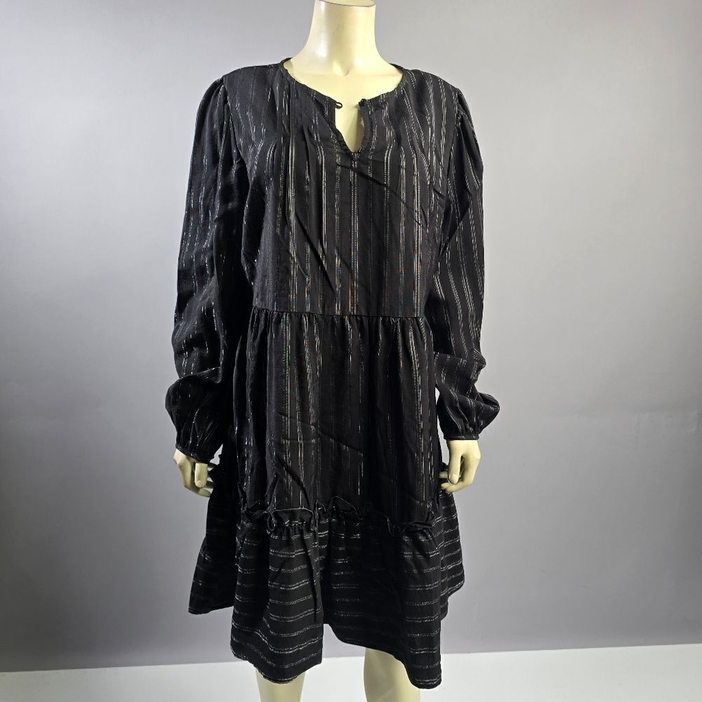 Ro & De Large Black Long Sleeve Dress with Subtle Stripes R7